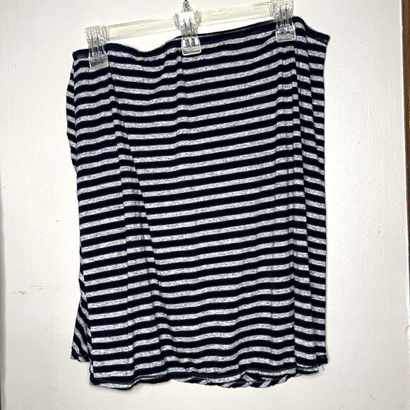 Studio M Womens Skirt Size L Pull On Casual Drape Rushing Wrap Look Stretch - Picture 6 of 8